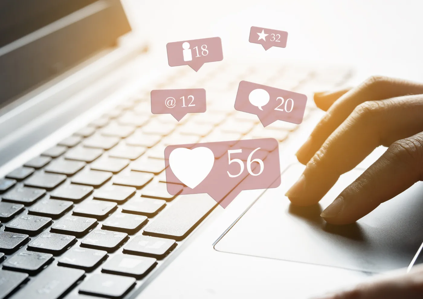 Soziale Netzwerke sind für die Verbreitung von Inhalten als Immobilienagentur wichtig und spielen eine tragende Rolle im Content-Marketing in der Immobilienbranche.