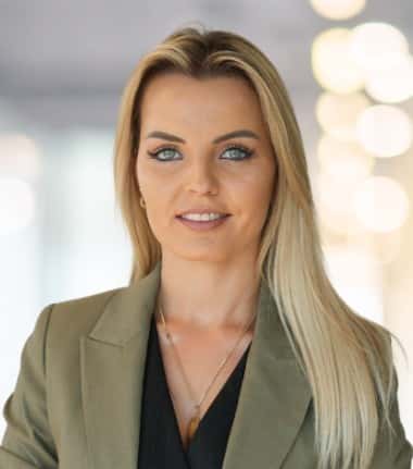 Besmire Zenelaj - Real Estate Agent in Gerlafingen