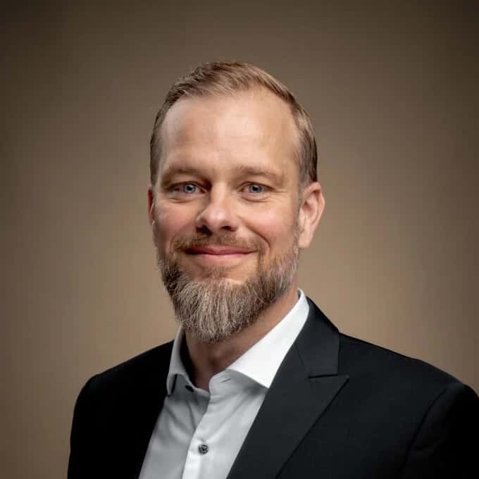 Andreas Bettschen - Agente Immobiliare a Muri bei Bern