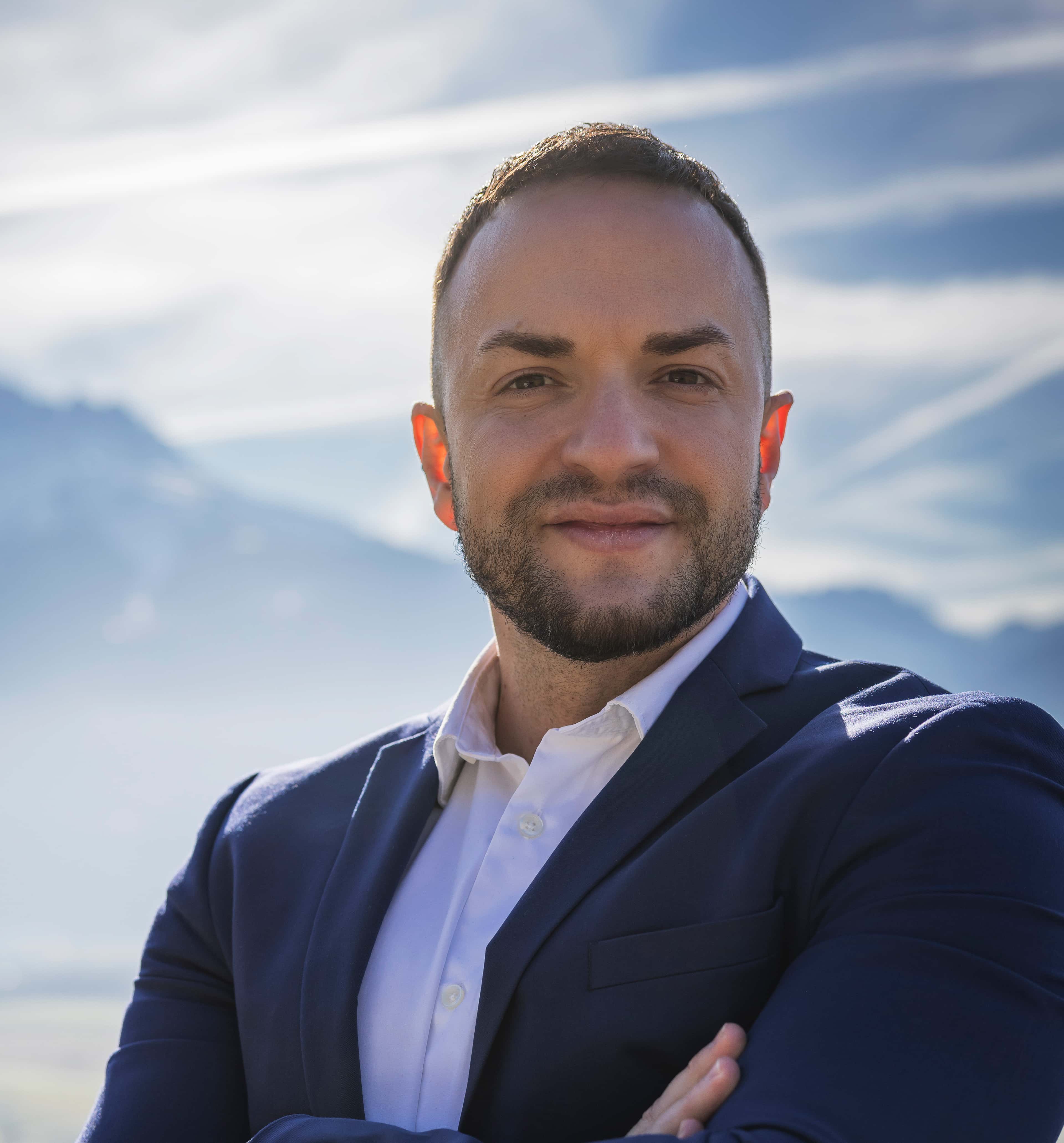 Kévin COZIEN - Immobilienmakler in Aigle
