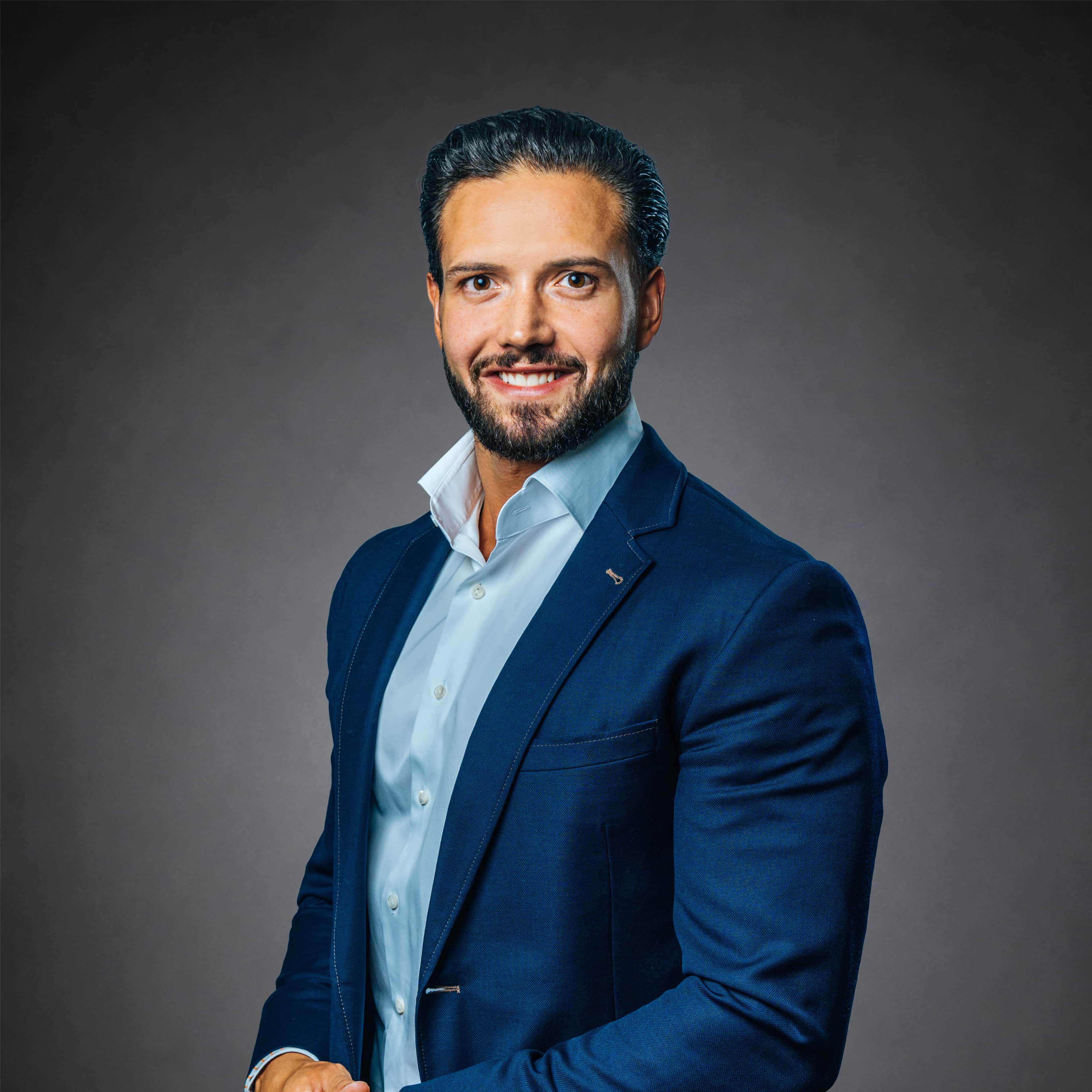 Simon Gavilan - Immobilienmakler in Wohlen