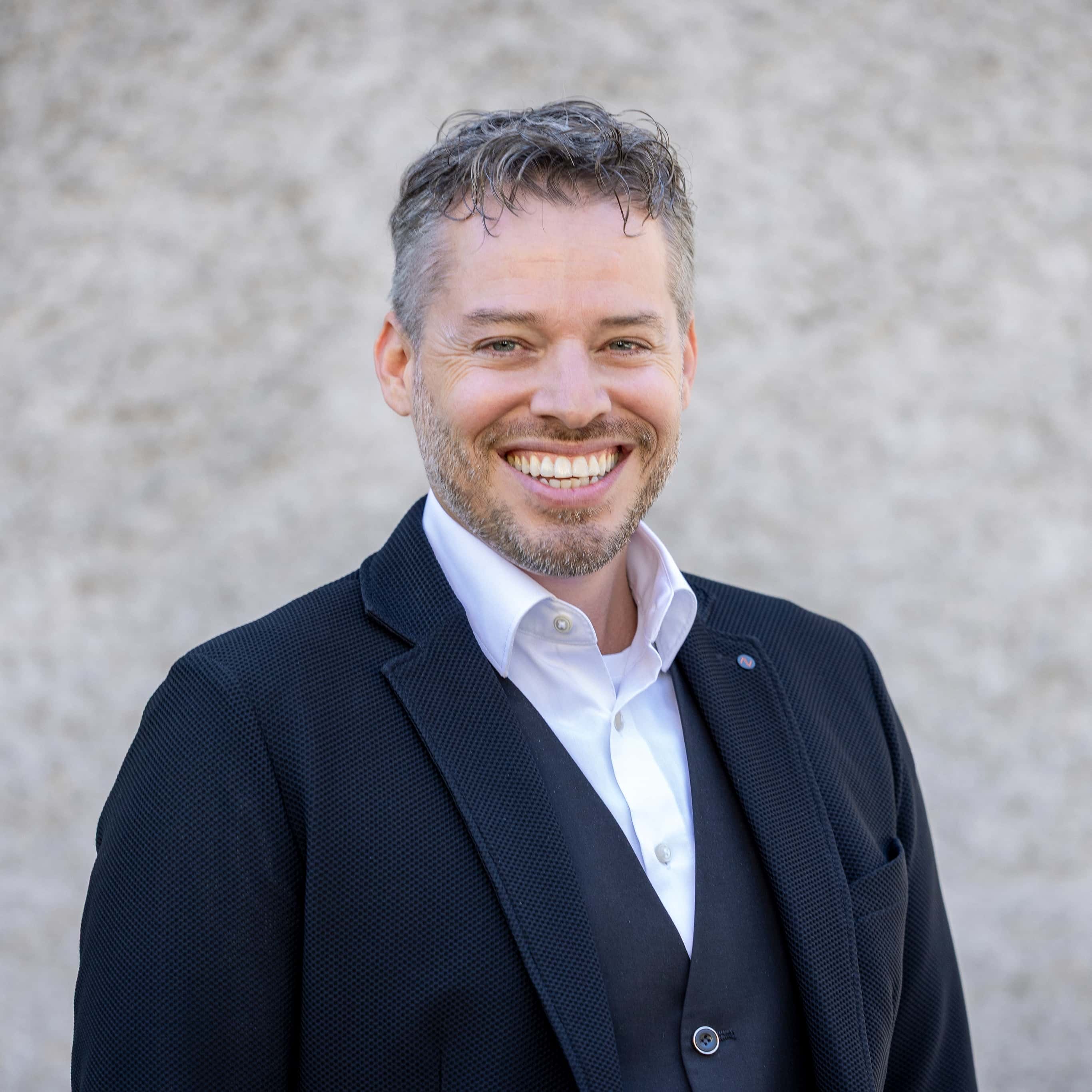 Stefan Schöffel - Real Estate Agent in Neuhausen am Rheinfall