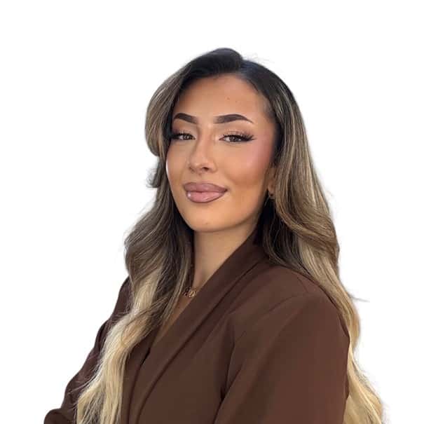 Noemi Taormina - Courtier immobilier à Böttstein