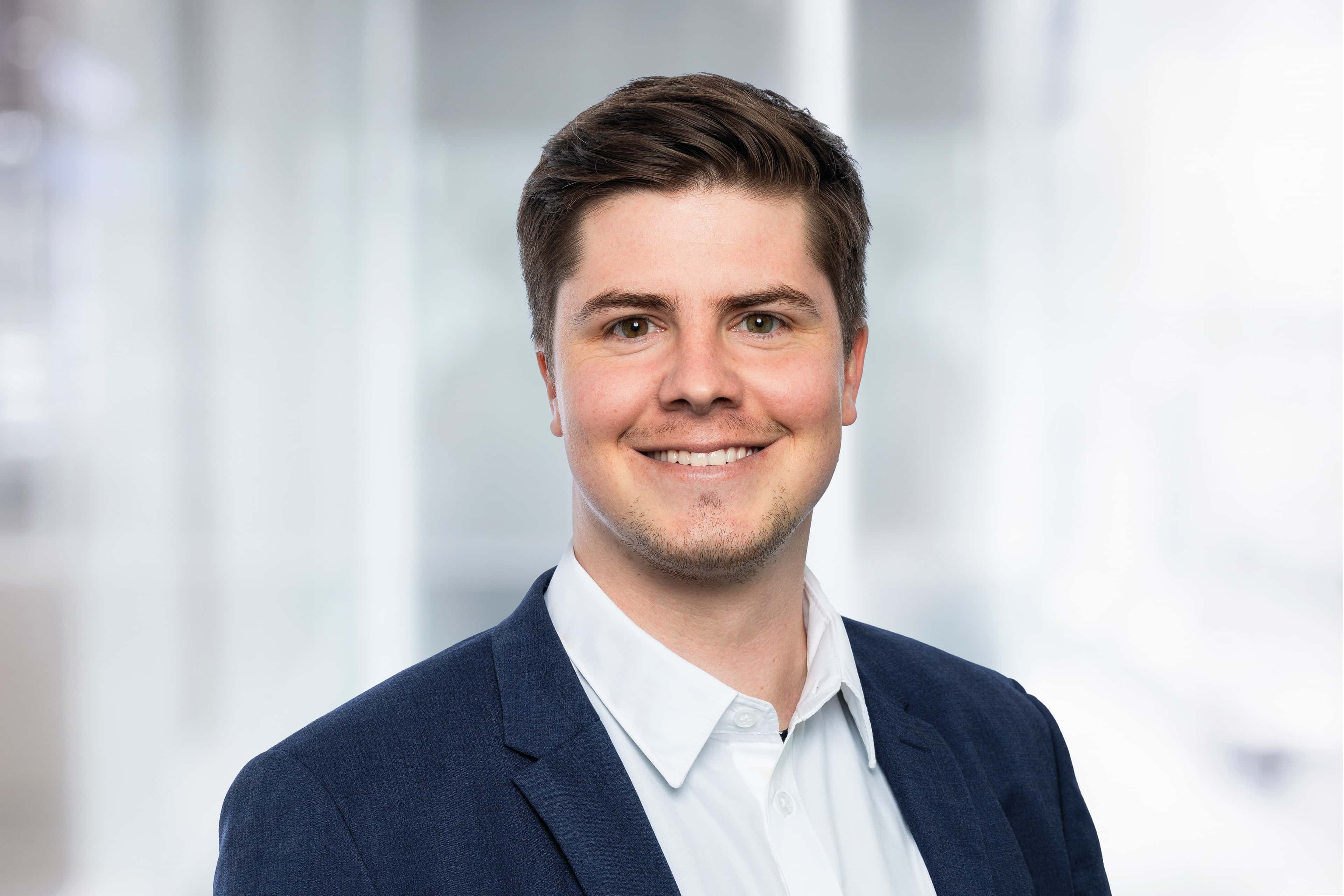 Jonas Werder - Real Estate Agent in Luzern