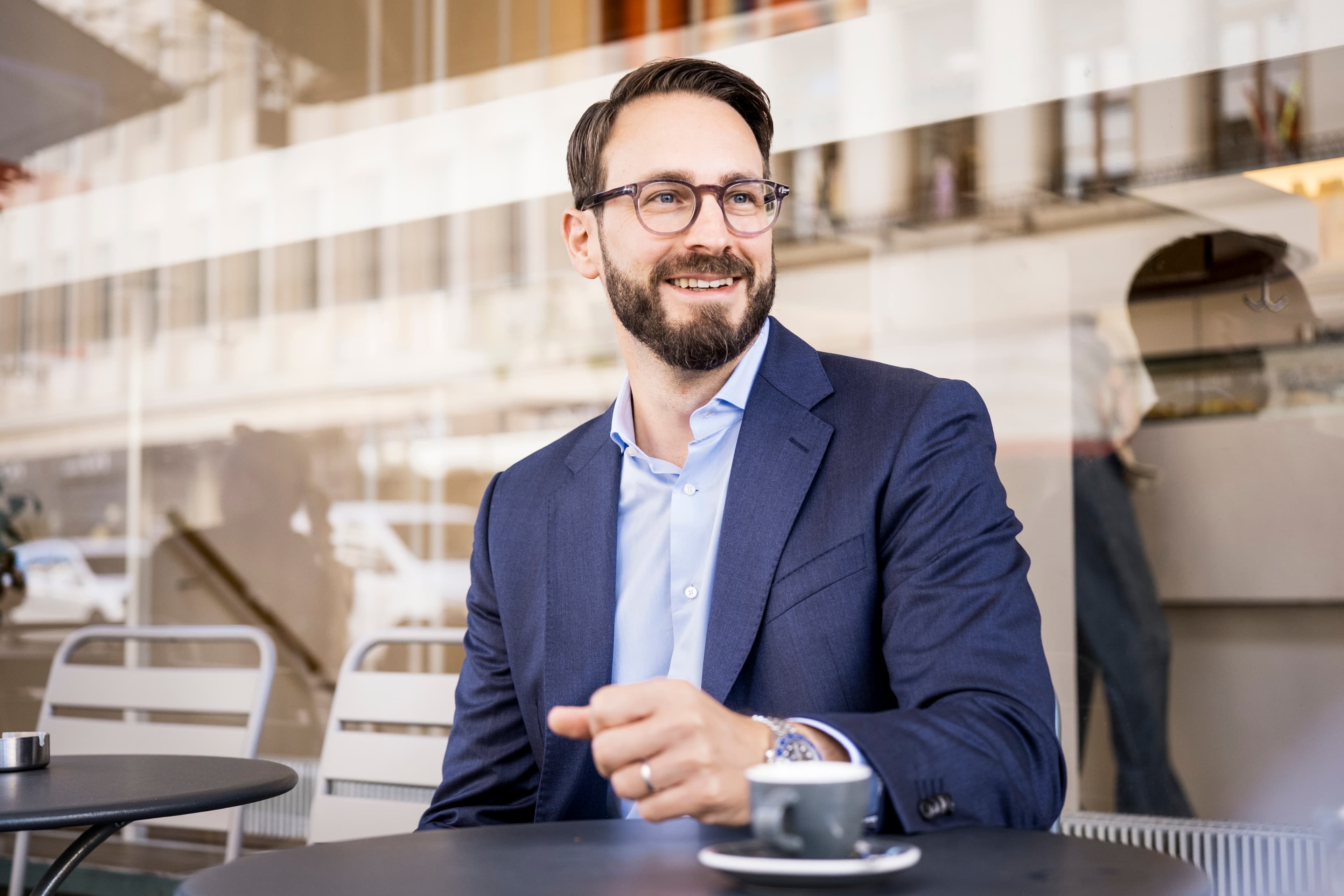 Agent immobilier à Basel: Gábor Kovács
