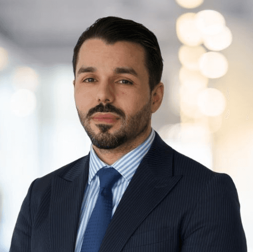 Real Estate Agent in Baar: F. Sylejmani