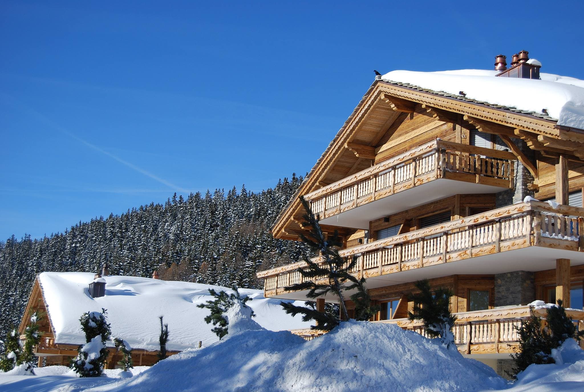 Altitude Immobilier - Real Estate Agency in Crans-Montana