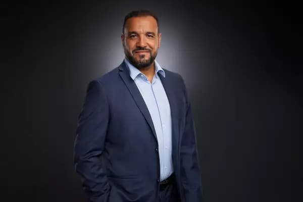 Mouloud Mekaoui - Real Estate Agent in Collombey-Muraz