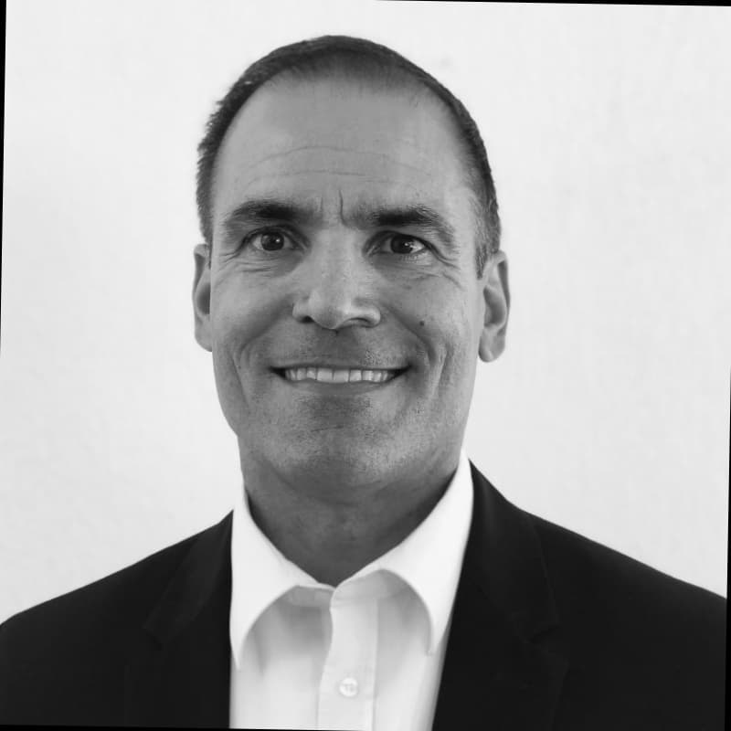 Agente immobiliare a Montreux: Oscar Prieto