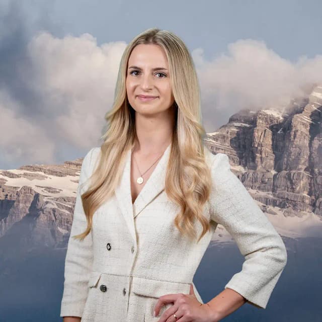 Büsra Aydin - Real Estate Agent in Risch-Rotkreuz