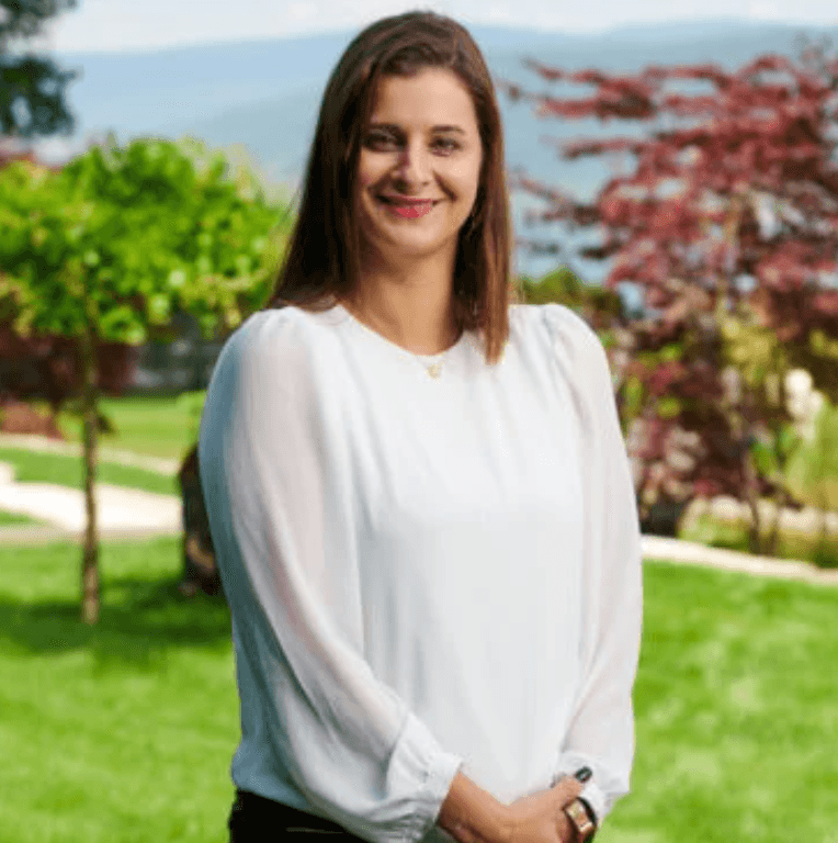 Real Estate Agent in Biel: Jennifer Wirth