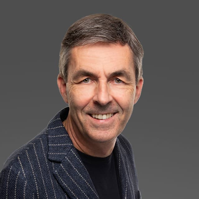 Adrian Minder - Real Estate Agent in Zürich
