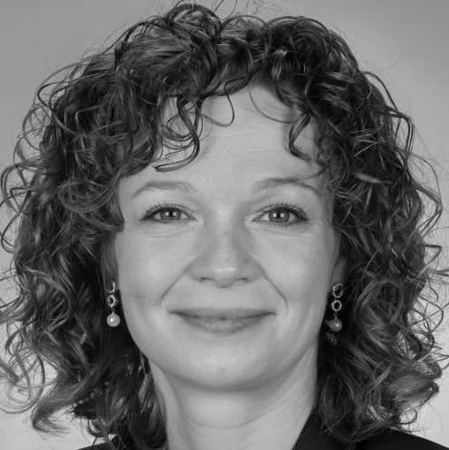 Angela Kienast - Immobilienmakler in Dübendorf