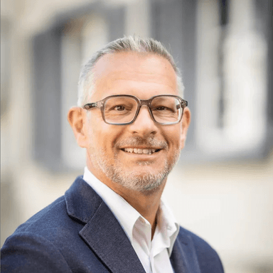 Agente immobiliare a Oberweningen: Christoph Kalberer