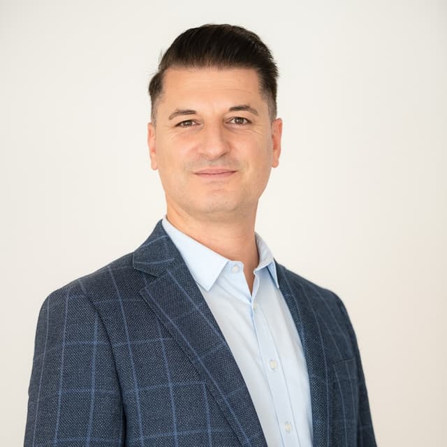 Edi Lazraj - Immobilienmakler in Henau