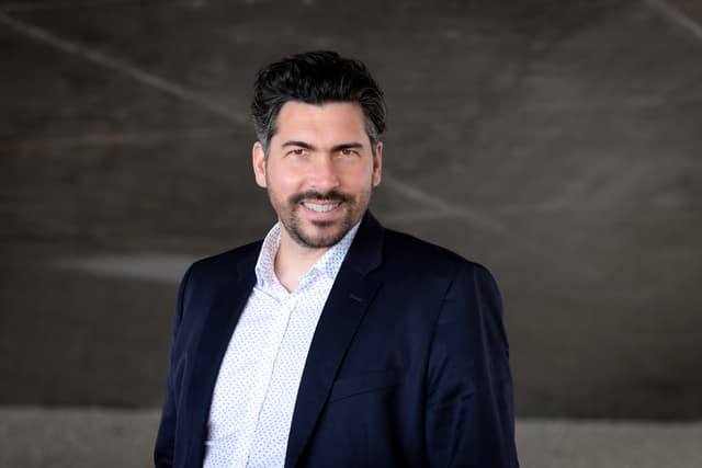 Rémi Désert - Real Estate Agent in Gland