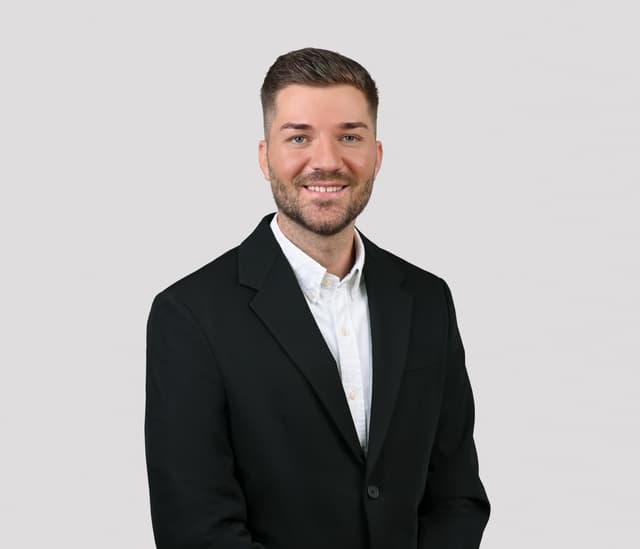 Zhitija Liburn - Real Estate Agent in Zug