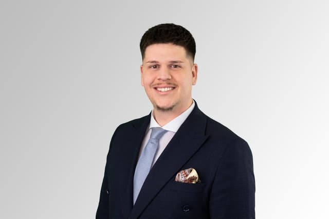 Jan Pitsch - Real Estate Agent in Suhr