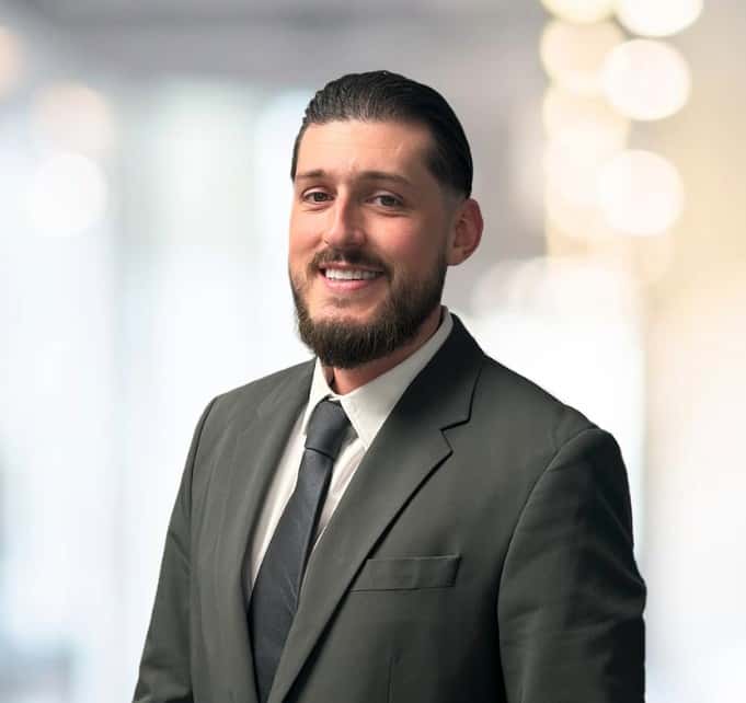Fabian Kocher - Real Estate Agent in Baar