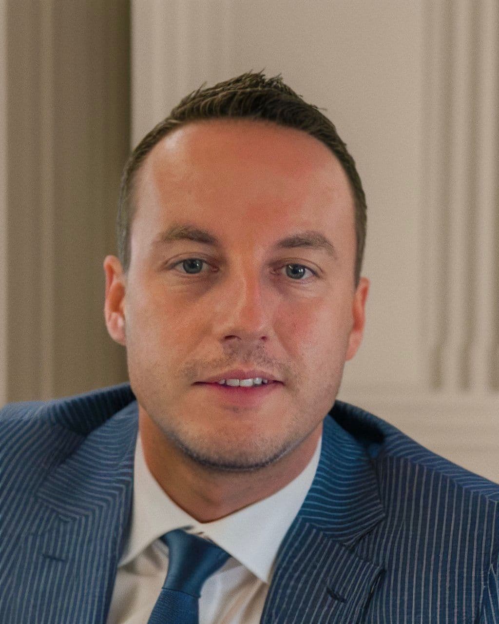 Agent immobilier à Gränichen: Agron Ahmetaj