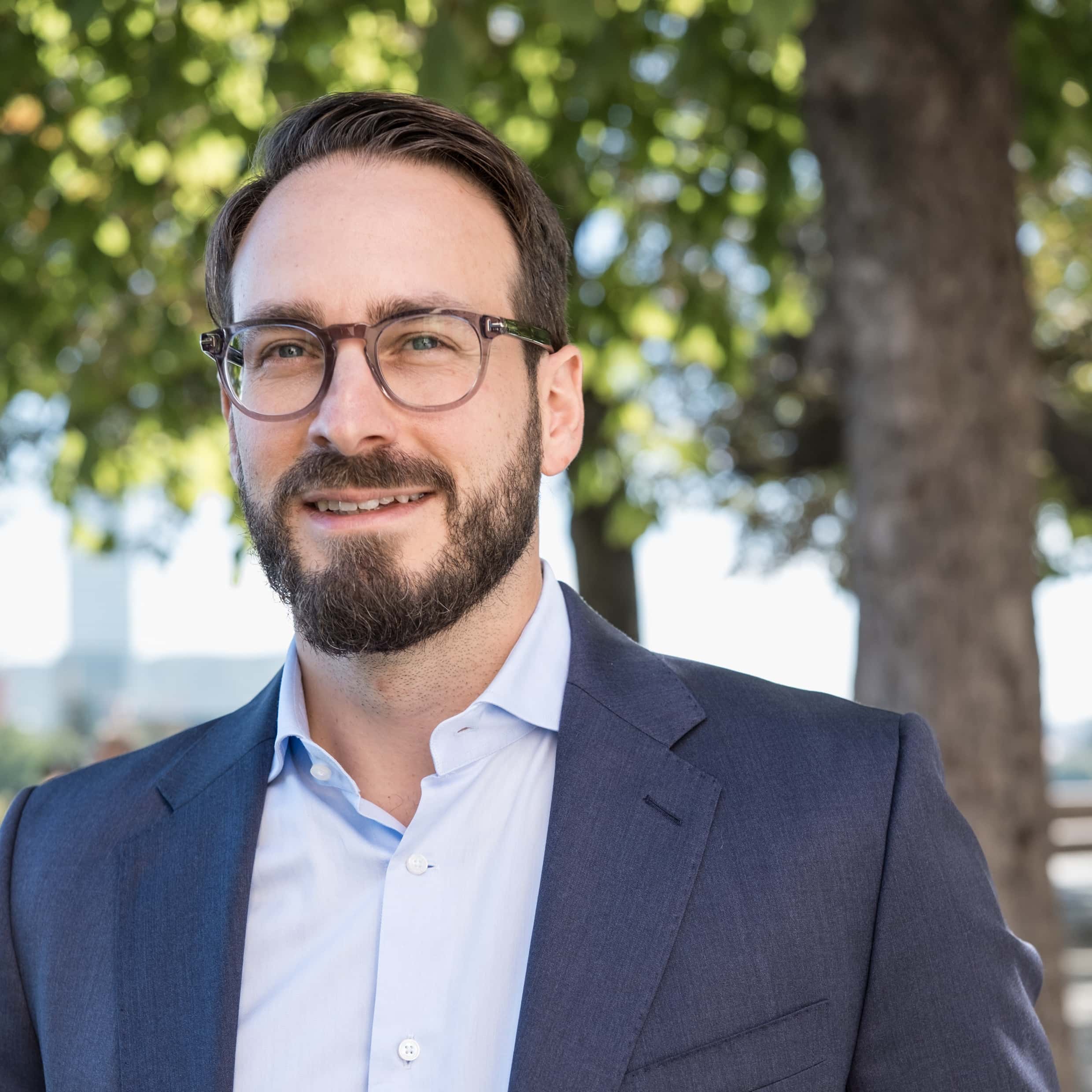 Gábor Kovács - Real Estate Agent in Basel
