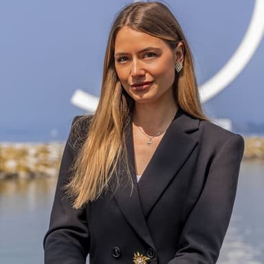 Real Estate Agent in Lausanne: Rebecca Gaillard