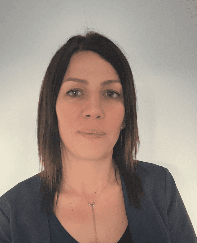 Océane Urbanelli - Real Estate Agent in Val-de-Travers