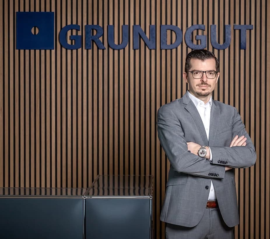 Agente immobiliare a Wohlen: Agush Dina