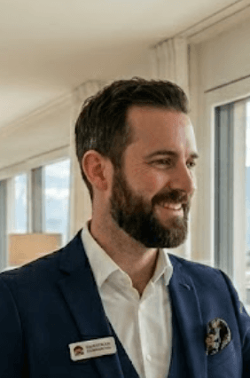 Real Estate Agent in Monthey: Veton Harbuzi