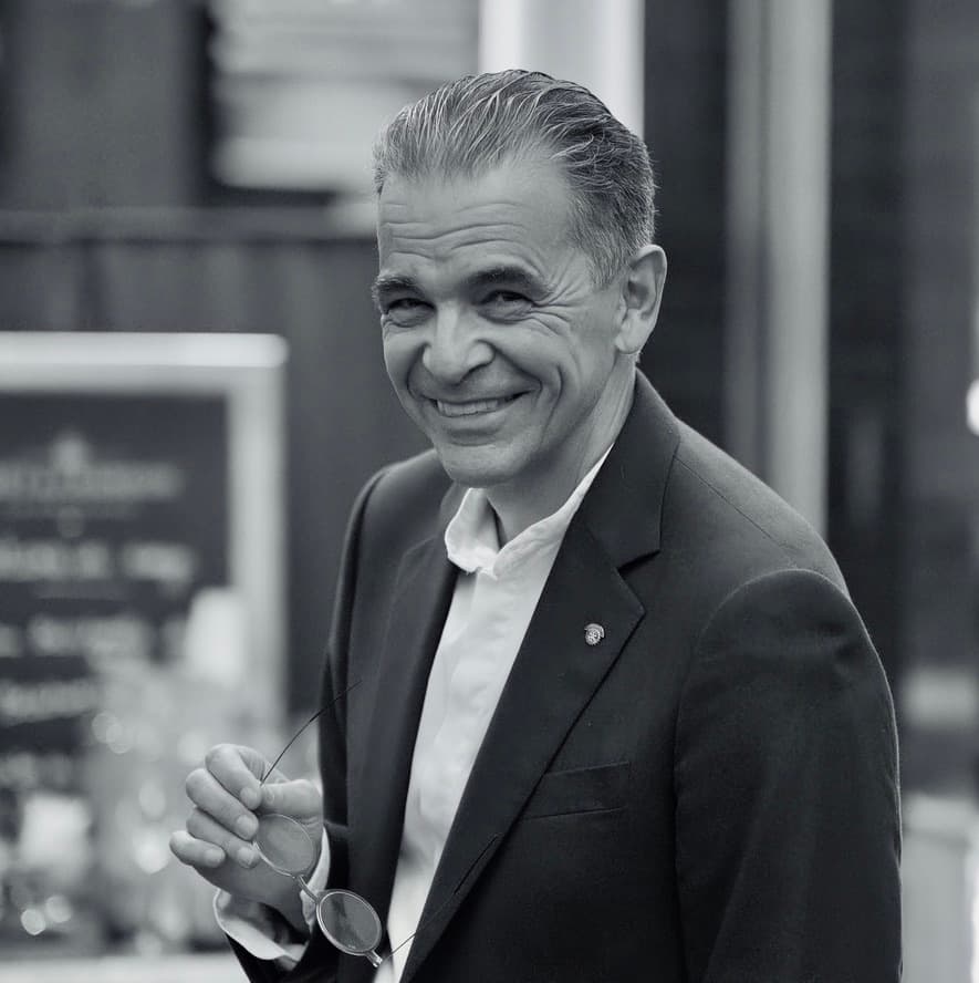 Immobilienmakler in Genève: Marc Reyes