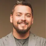 Julian Lee - Courtier immobilier à Montreux