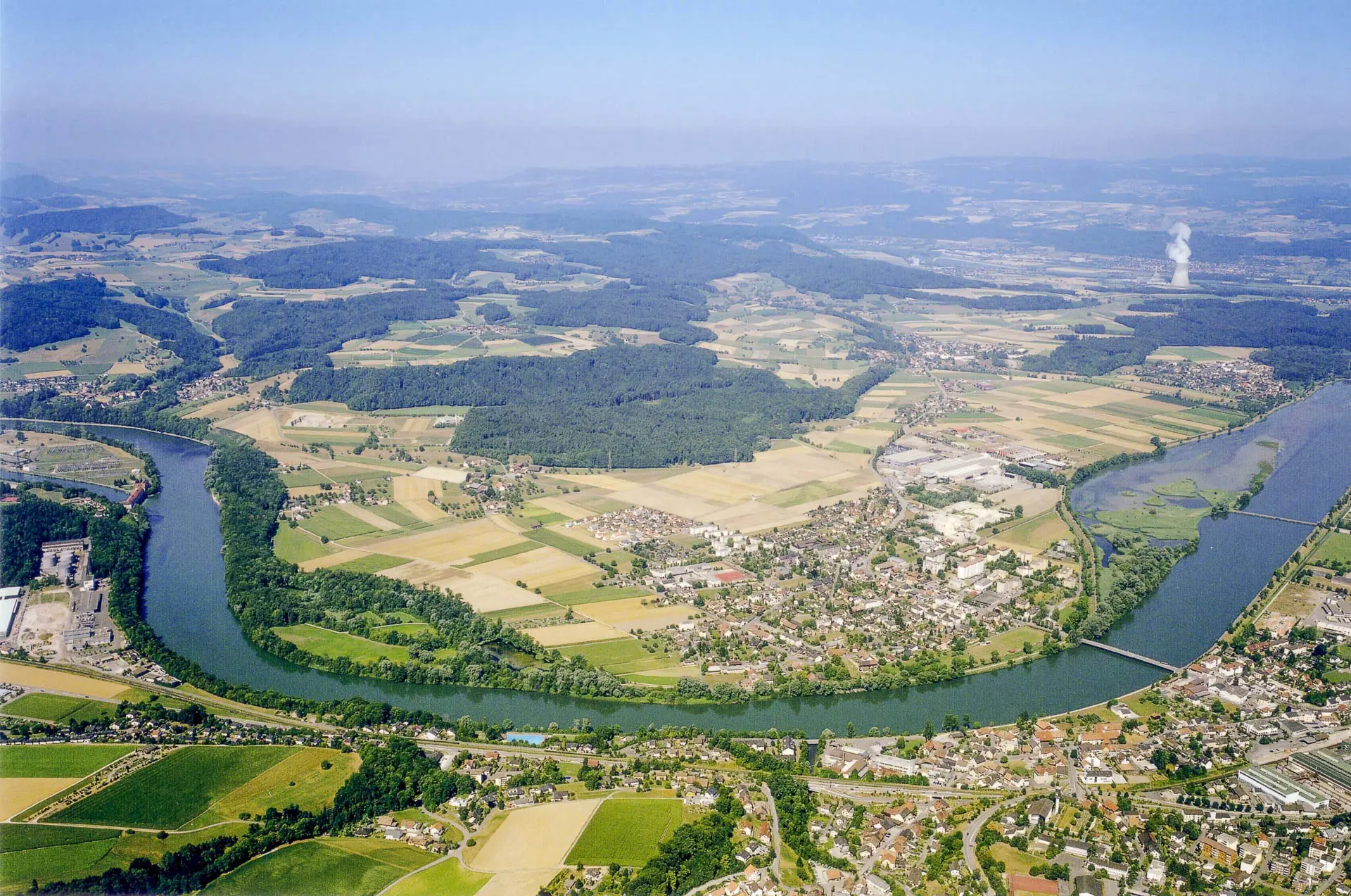 UTA Immobilien - Kleindöttingen - Agence immobilière à Böttstein