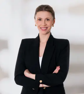Agente immobiliare a Davos Platz: Nadine Stiefel