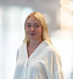 Real Estate Agent in Baar: Cora Richter