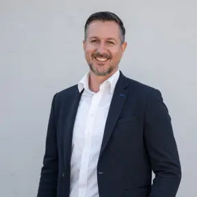 Agent immobilier à Trin Mulin: Alexander Riesch