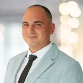 Immobilienmakler in Wallisellen: Taulant Krasniqi