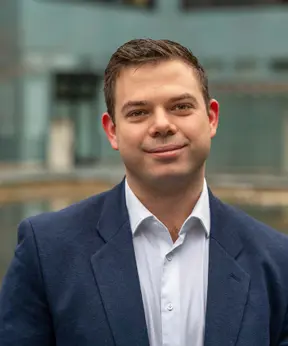 Agent immobilier à Zug: Jannis Fragakis