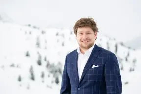 Agent immobilier à Davos: Nathan Kölliker